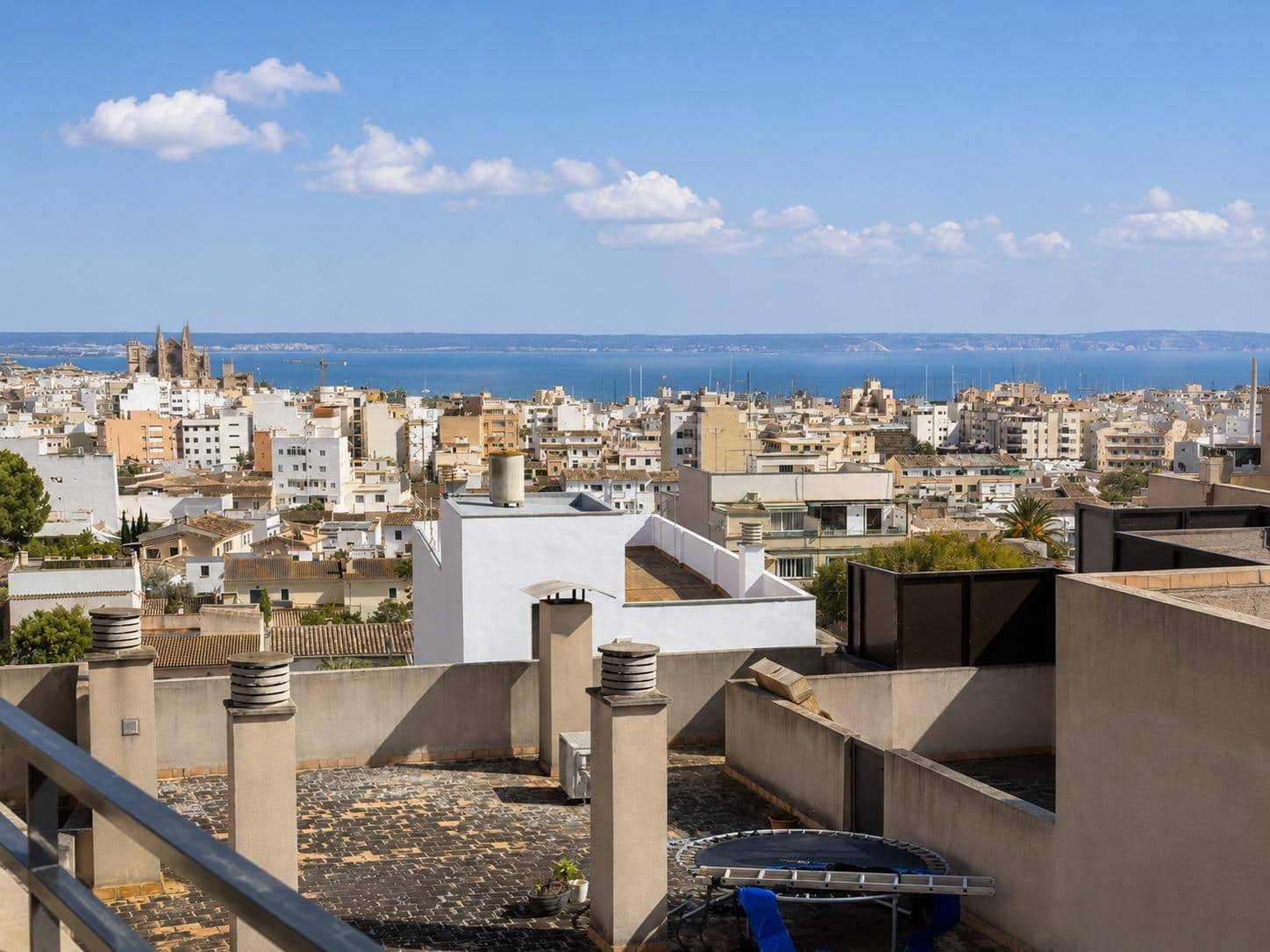 4 bedroom Flat for sale in Palma de Mallorca - € 575,000 (Ref: 9637739)