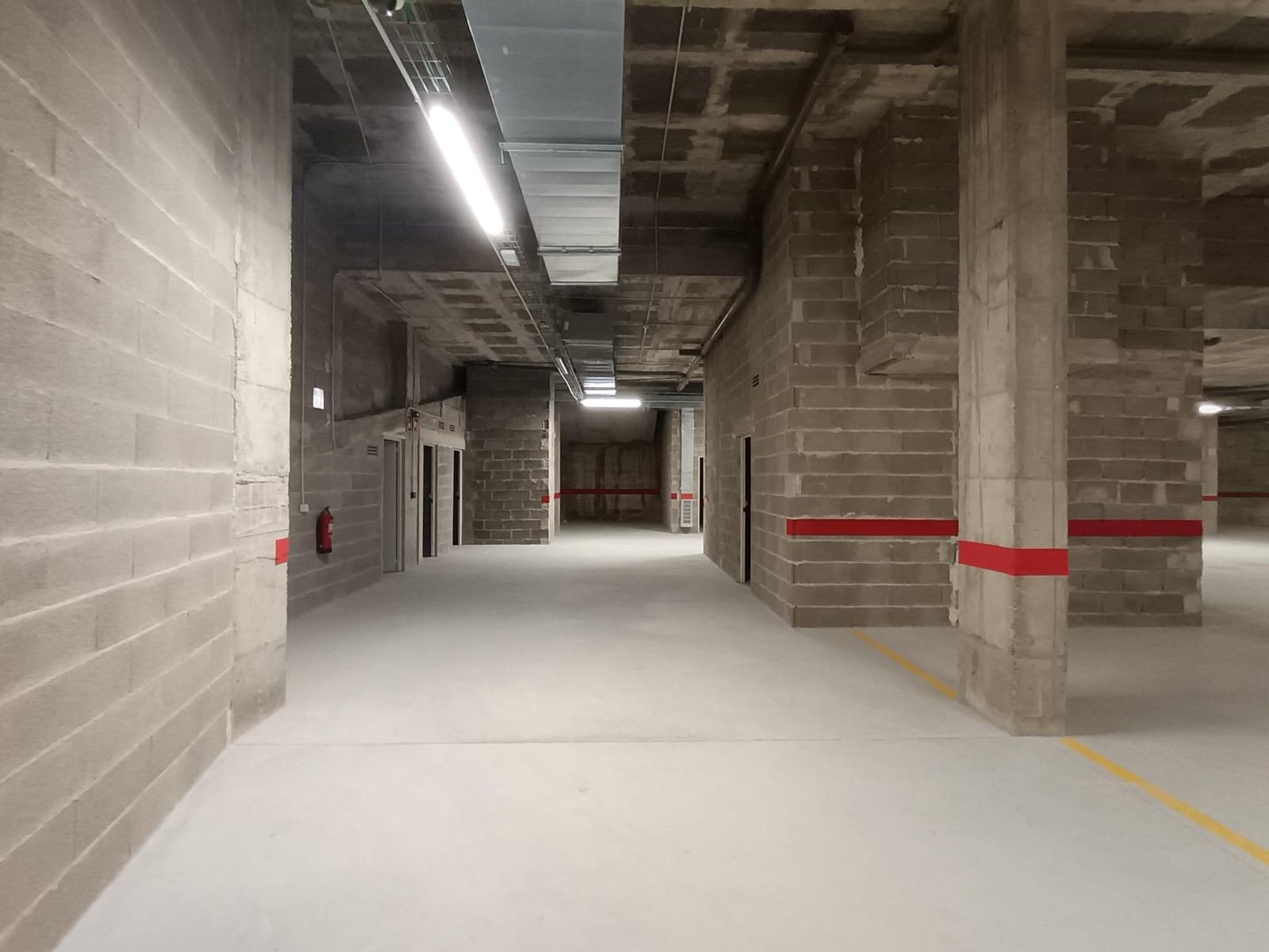 Garage for rent in Palma de Mallorca - € 150 (Ref: 9637740)