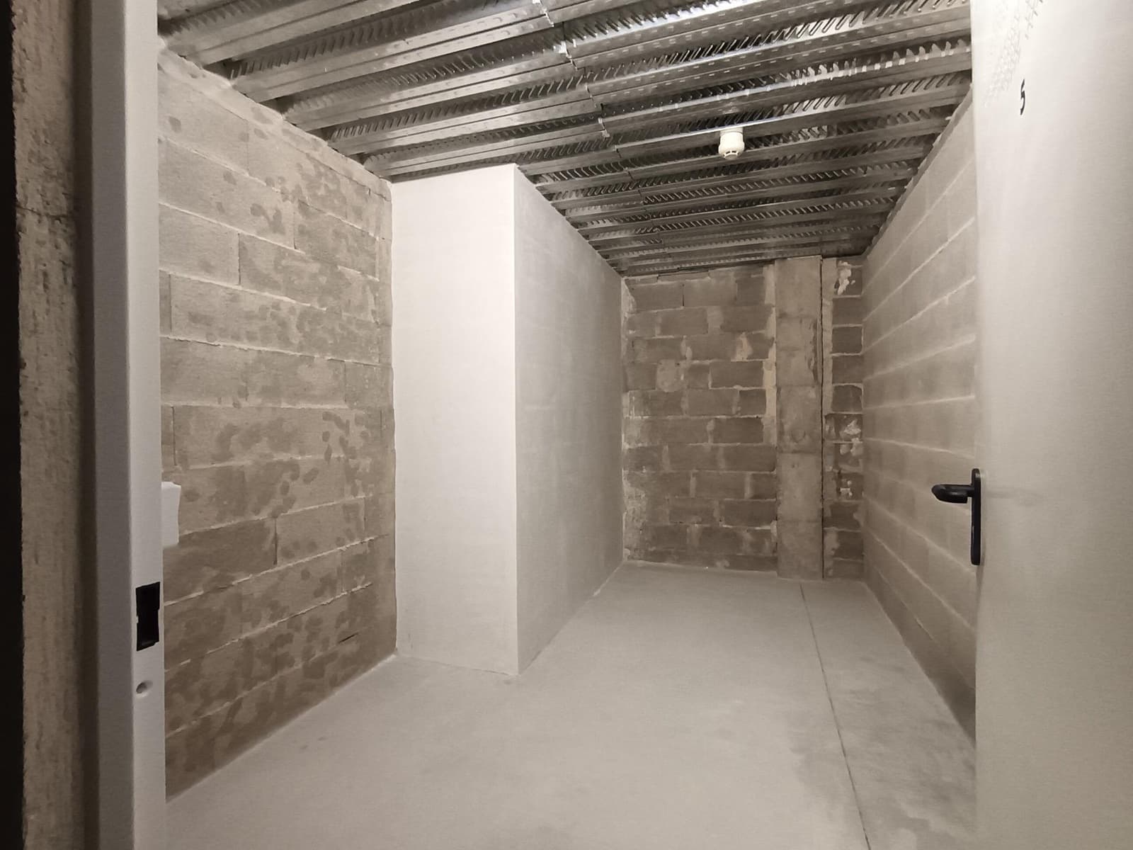 Garage til leje i Palma de Mallorca - € 155 (Ref: 9637740)