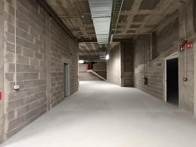 Garage til leje i Santa Catalina, Palma de Mallorca - € 160 (Ref: 9637740)