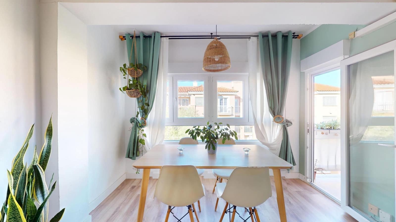 2 bedroom Flat for sale in Palma de Mallorca - € 340,000 (Ref: 9735692)