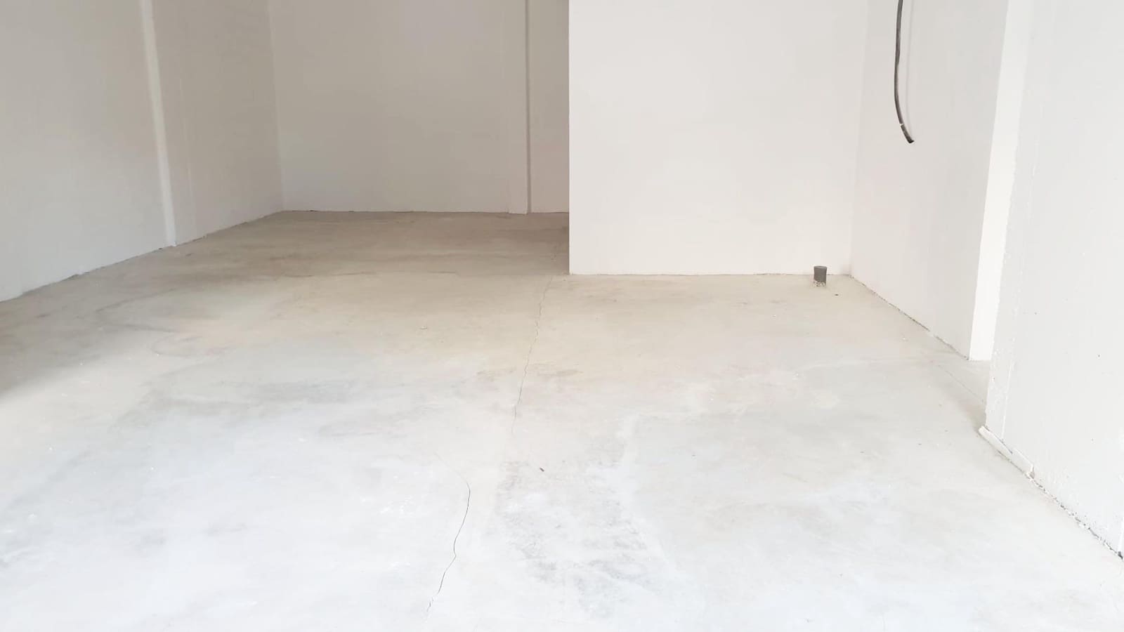 Kaupallinen vuokrattavana paikassa Palma de Mallorca mukana 
autotalli - 3 000 € (Ref: 9804483)