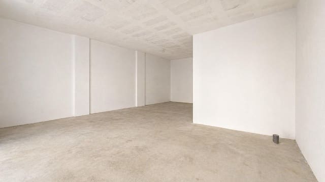 Kaupallinen vuokrattavana paikassa La Missió, Palma de Mallorca mukana 
autotalli - 3 000 € (Ref: 9804483)