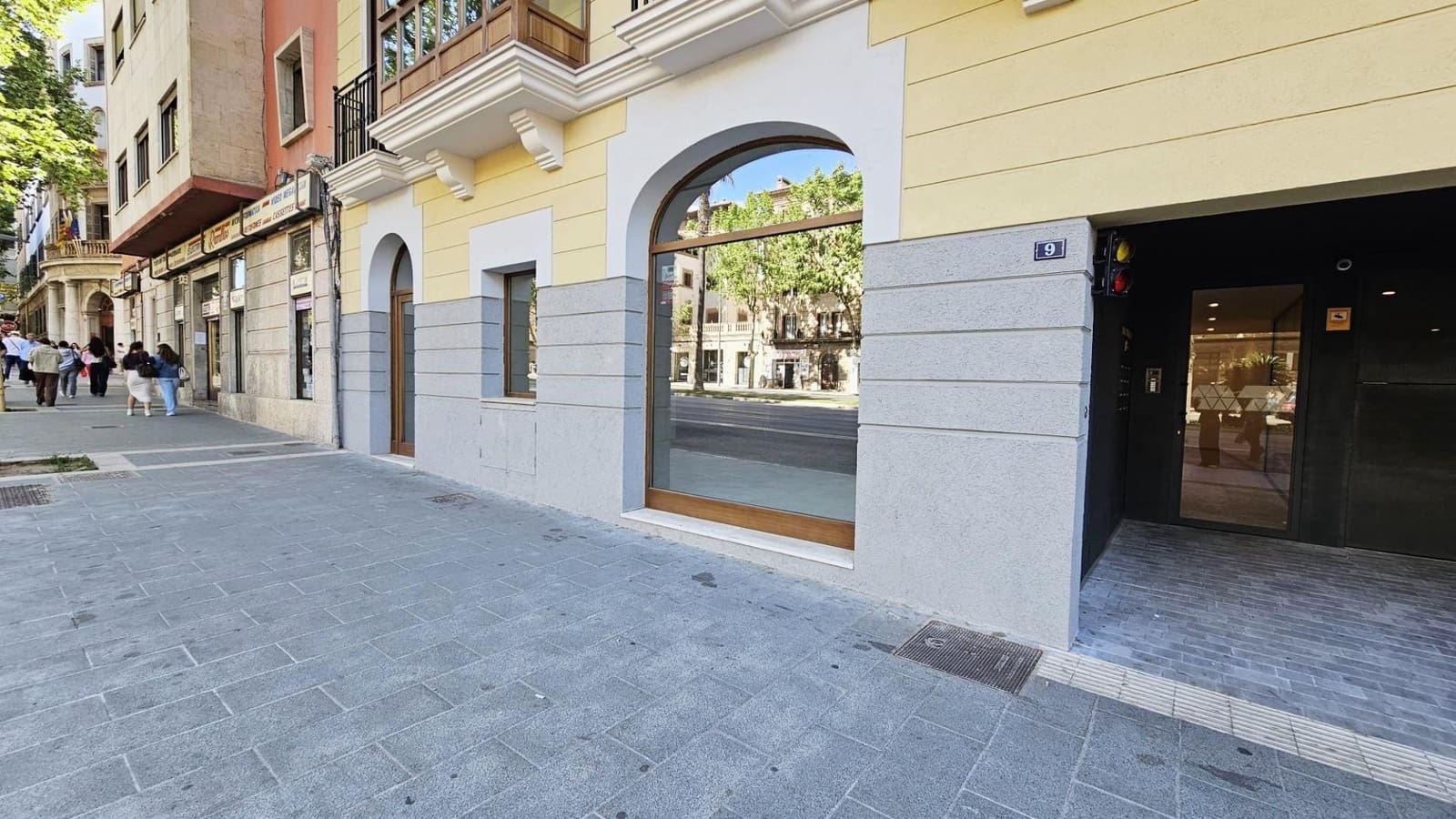 Commercial for rent in Palma de Mallorca with garage - € 3,000 (Ref: 9804483)