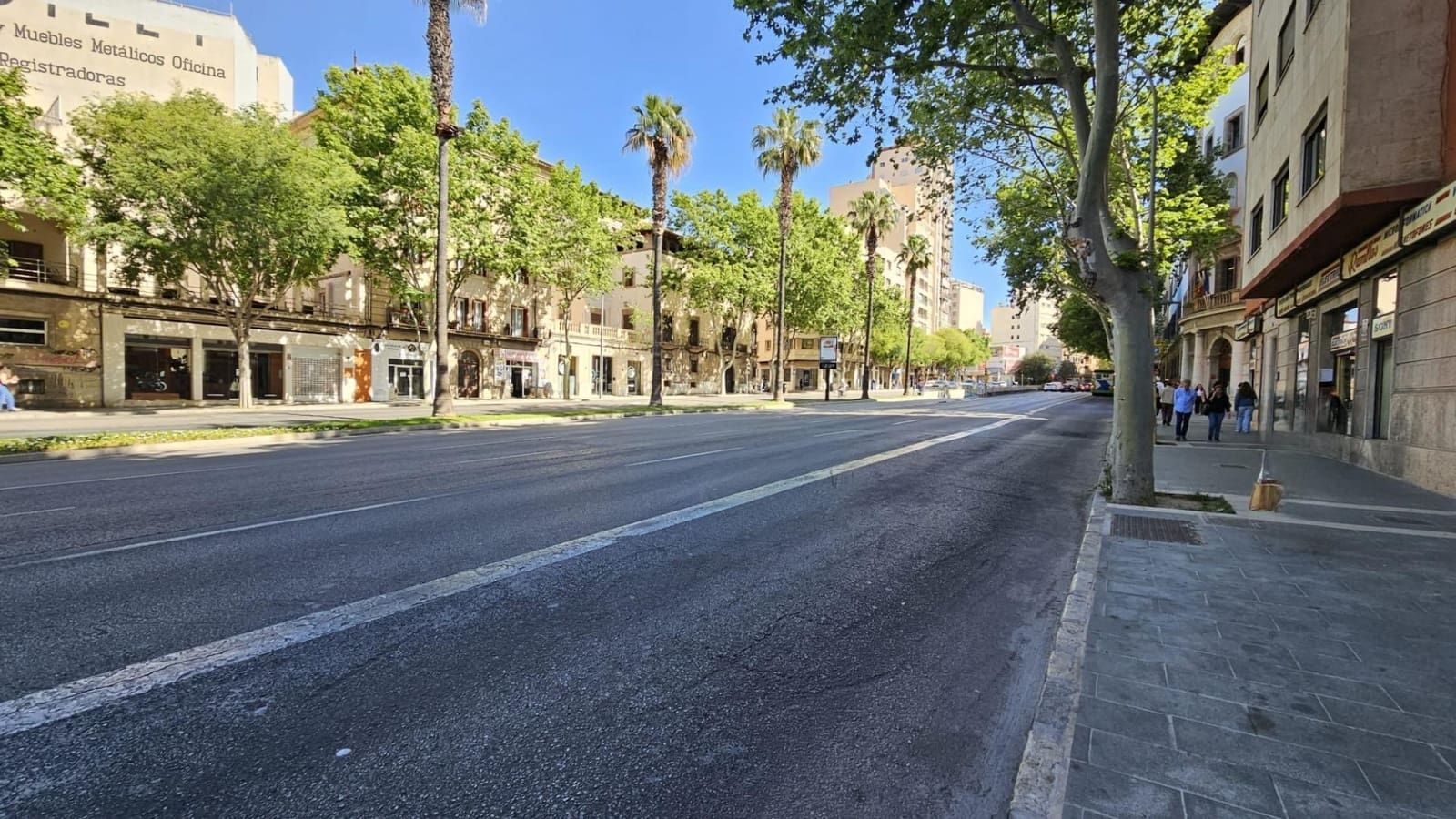 Commercial for rent in Palma de Mallorca with garage - € 3,000 (Ref: 9804483)