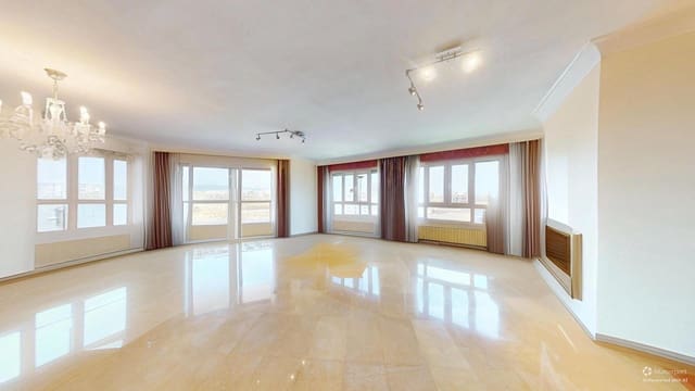 5 sovrum Lägenhet till salu i Palma de Mallorca med garage - 1 295 000 € (Ref: 9812265)