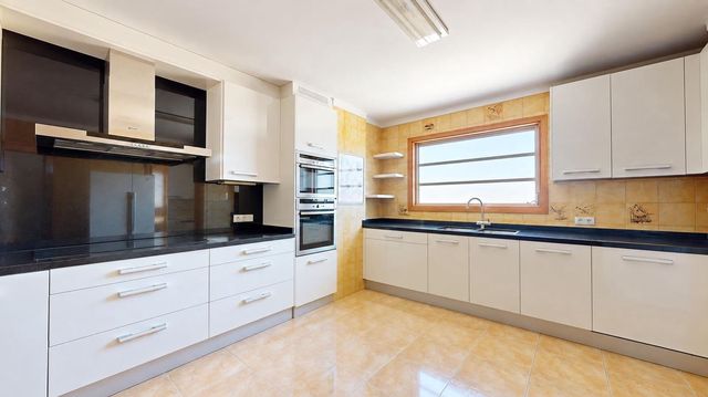 Piso de 5 habitaciones en Palma de Mallorca en venta con garaje - 1.295.000 € (Ref: 9812265)