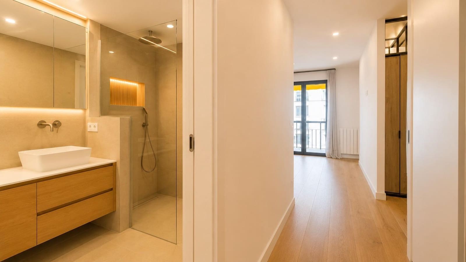 3 bedroom Flat for sale in Palma de Mallorca with garage - € 1,595,000 (Ref: 9843663)