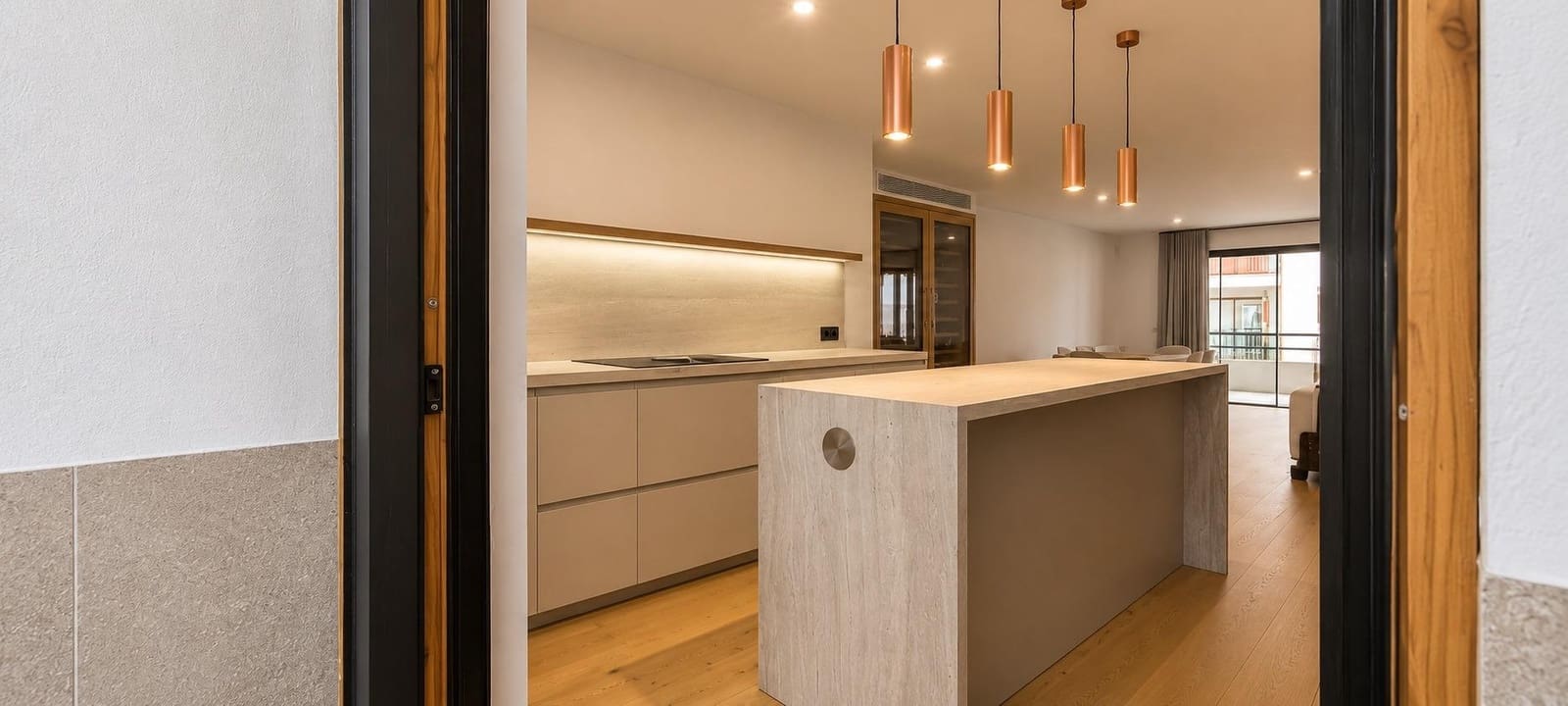 3 bedroom Flat for sale in Palma de Mallorca with garage - € 1,595,000 (Ref: 9843663)