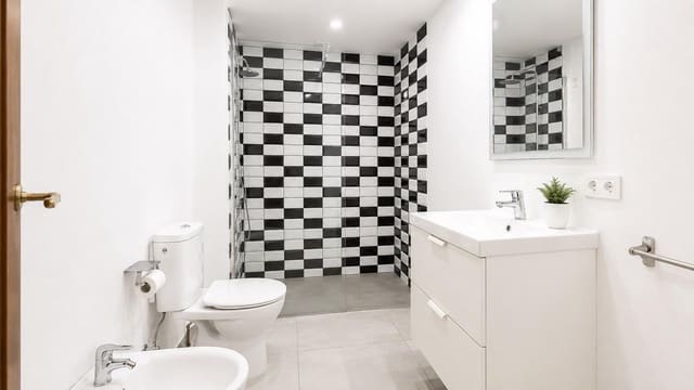 2 soverom Leilighet til salgs i Santa Catalina, Palma de Mallorca - € 399 000 (Ref: 9927546)