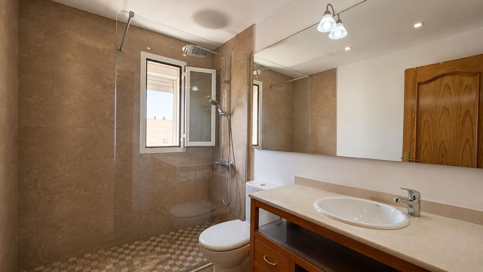 3 bedroom Penthouse for sale in Palma de Mallorca with garage - € 549,000 (Ref: 9929507)