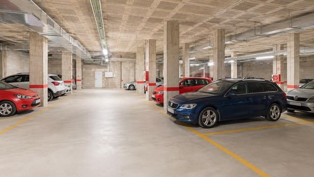 Garage te huur in Santa Catalina, Palma de Mallorca - € 230 (Ref: 9938327)