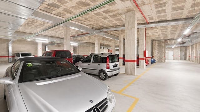Garage te huur in Santa Catalina, Palma de Mallorca - € 230 (Ref: 9938327)