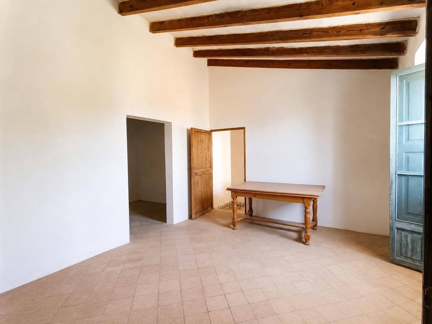 8 bedroom Finca/Country House for sale in Son Ferriol with garage - € 1,400,000 (Ref: 9940101)
