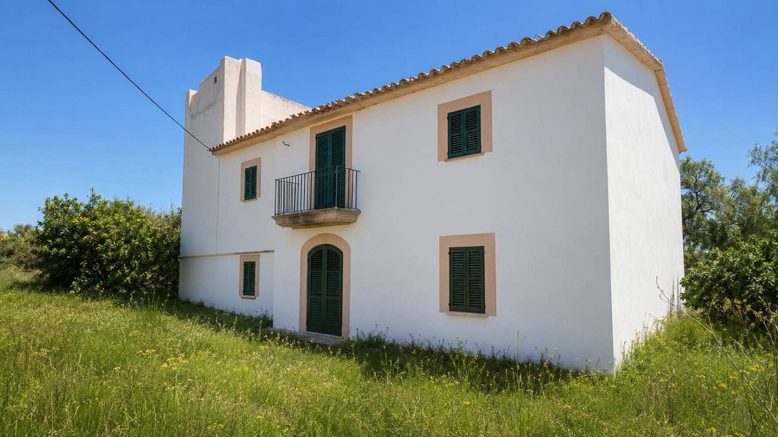 8 bedroom Finca/Country House for sale in Son Ferriol with garage - € 1,400,000 (Ref: 9940101)