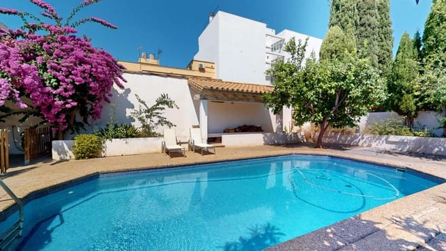 4 slaapkamer Villa te koop in Palma de Mallorca met zwembad - € 950.000 (Ref: 9949926)