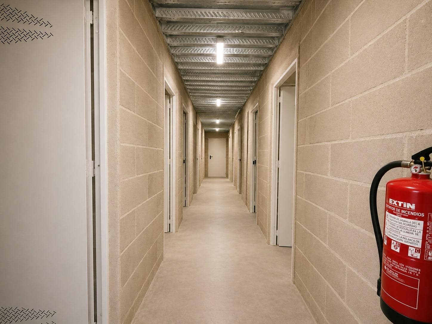 Comercial para arrendar em Palma de Mallorca - 130 € (Ref: 9997202)