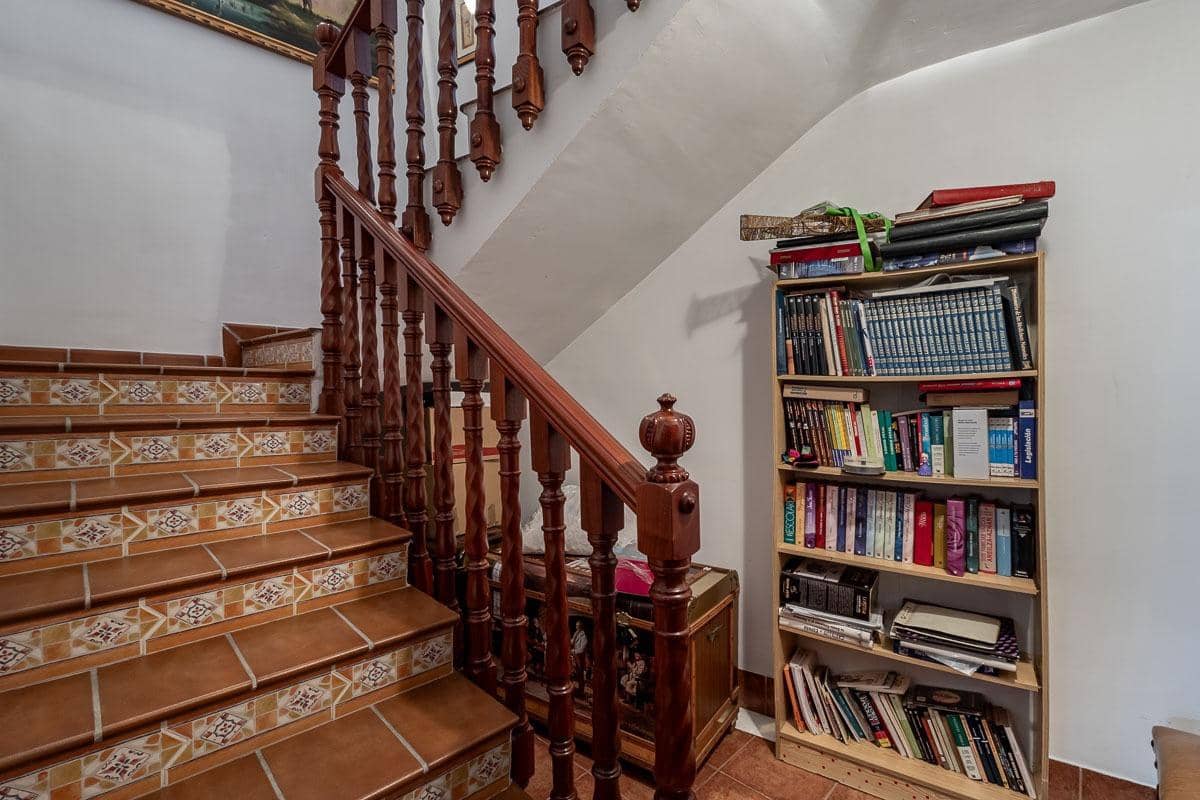 4 Zimmer Villa zu verkaufen in Santa Fe mit Garage - 360.000 € (Ref: 10004144)