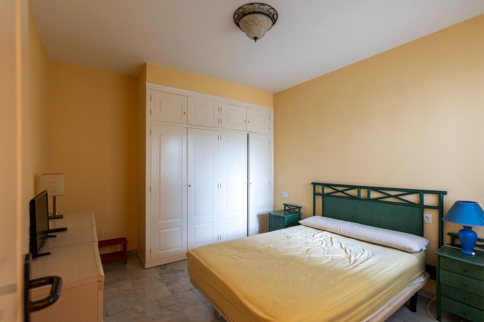 Piso de 3 habitaciones en La Herradura en venta con piscina garaje - 369.500 € (Ref: 10004146)