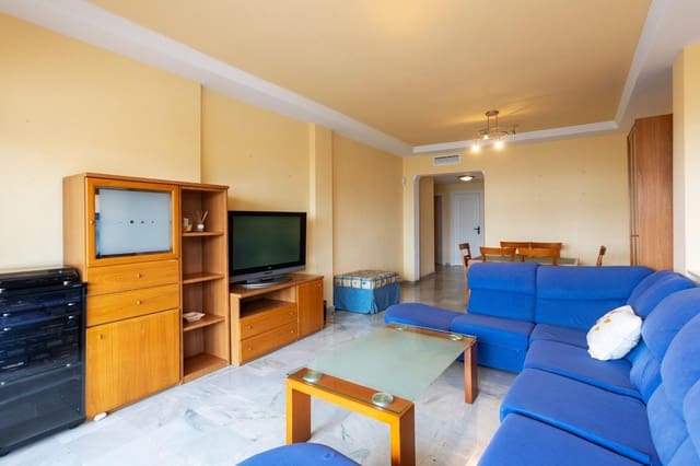Piso de 3 habitaciones en La Herradura, Almuñécar en venta con piscina garaje - 369.500 € (Ref: 10004146)