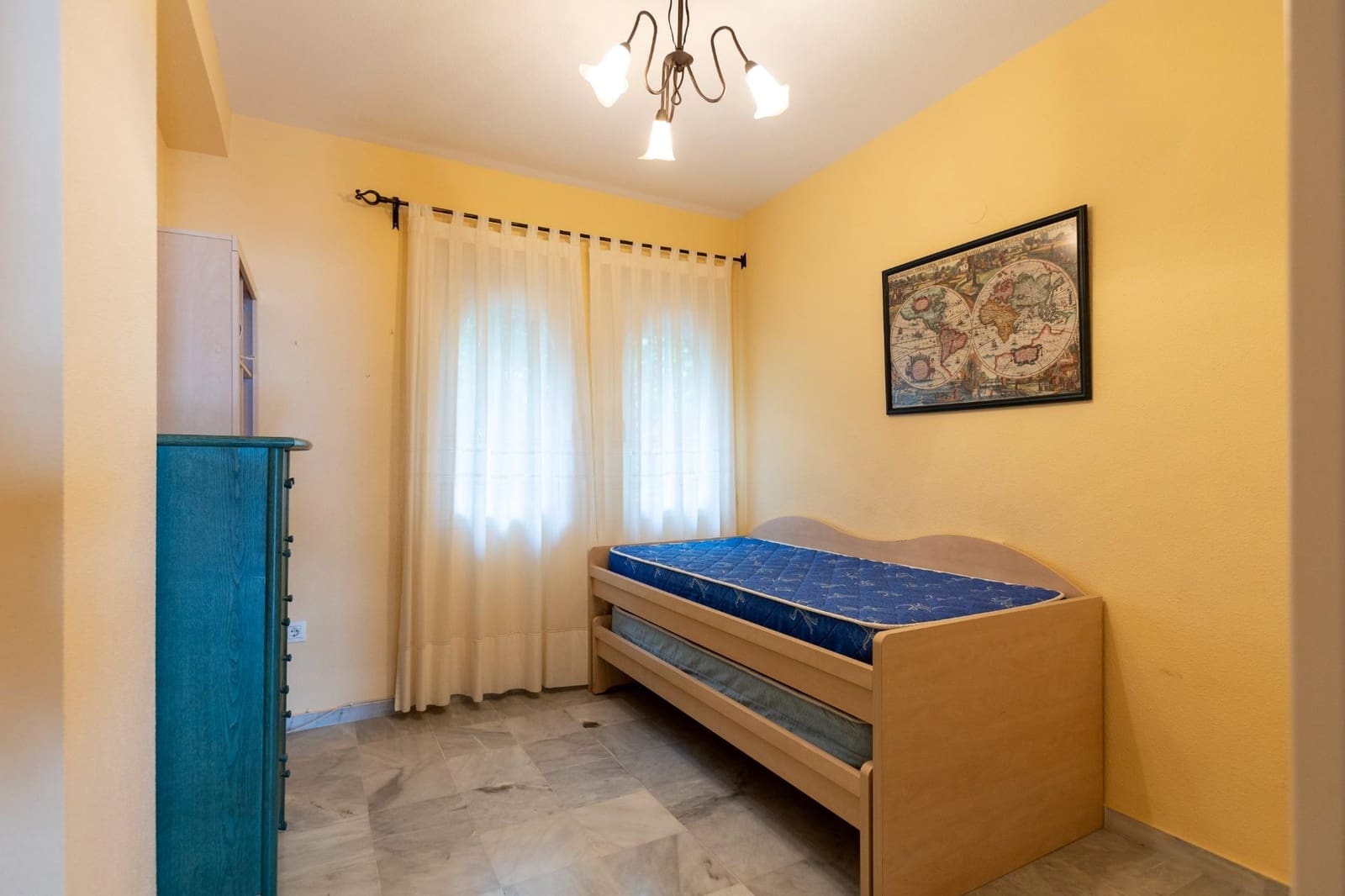 Piso de 3 habitaciones en La Herradura en venta con piscina garaje - 369.500 € (Ref: 10004146)