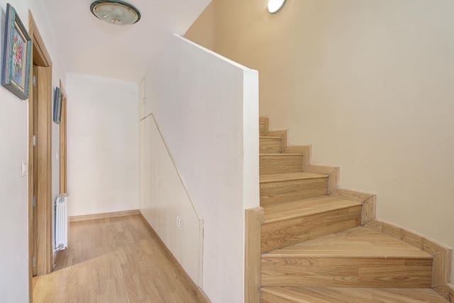 3 slaapkamer Penthouse te koop in Granada stad met garage - € 298.000 (Ref: 10004147)