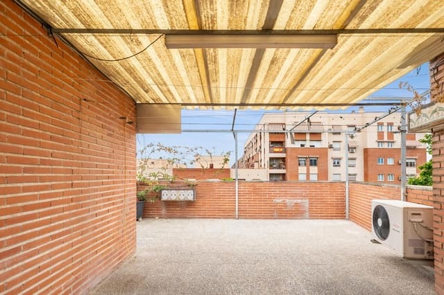 3 slaapkamer Penthouse te koop in Granada stad met garage - € 298.000 (Ref: 10004147)