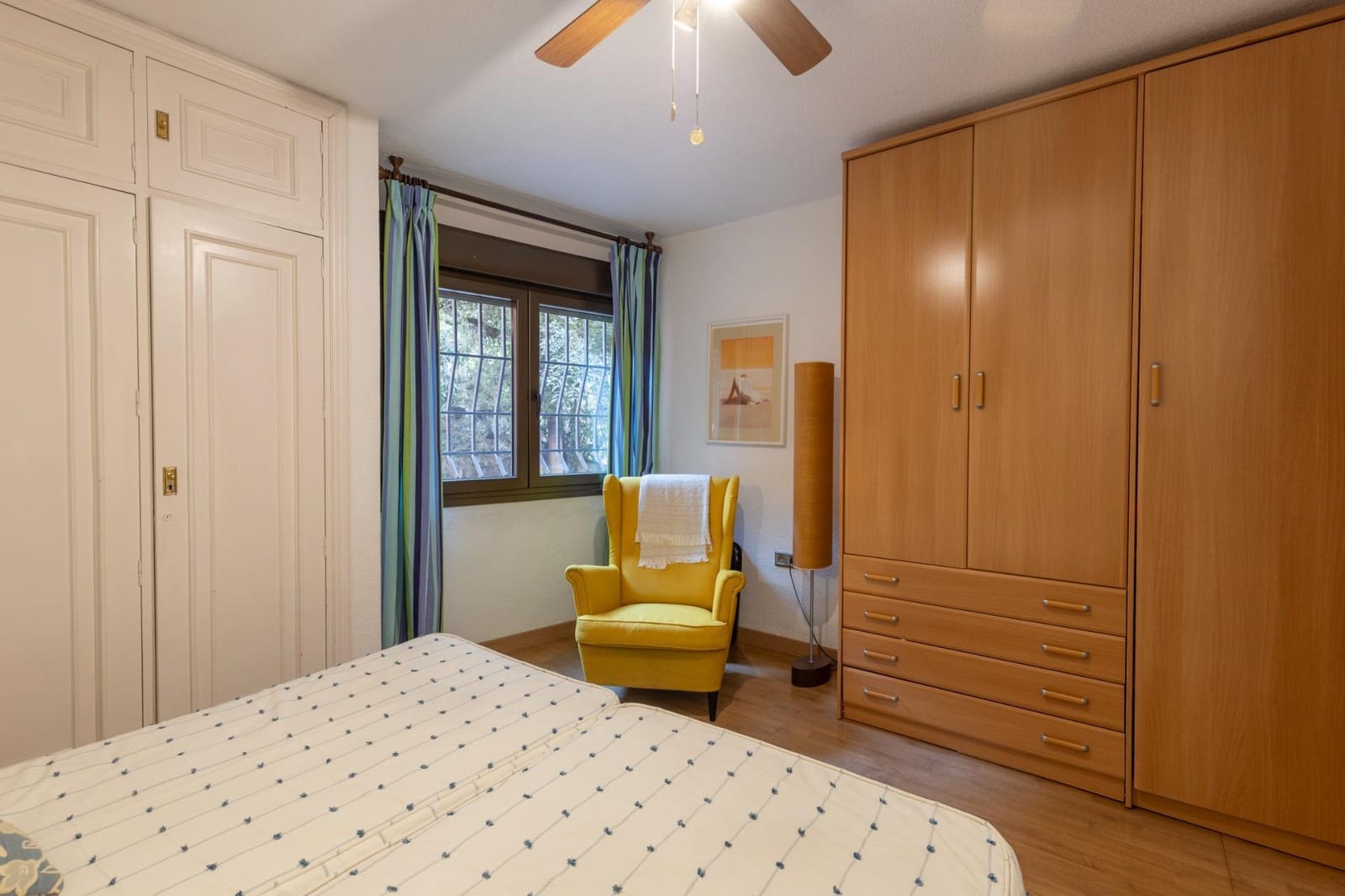 4 soveværelse Lejlighed til salg i Granada by med swimmingpool garage - € 950.000 (Ref: 10004148)
