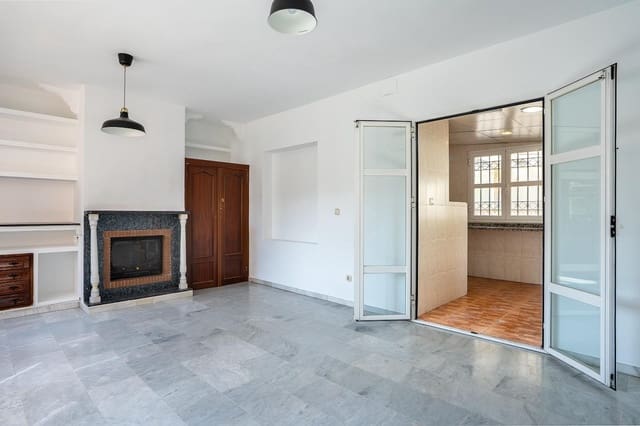 6 slaapkamer Huis te koop in Granada stad met zwembad garage - € 550.000 (Ref: 10004149)