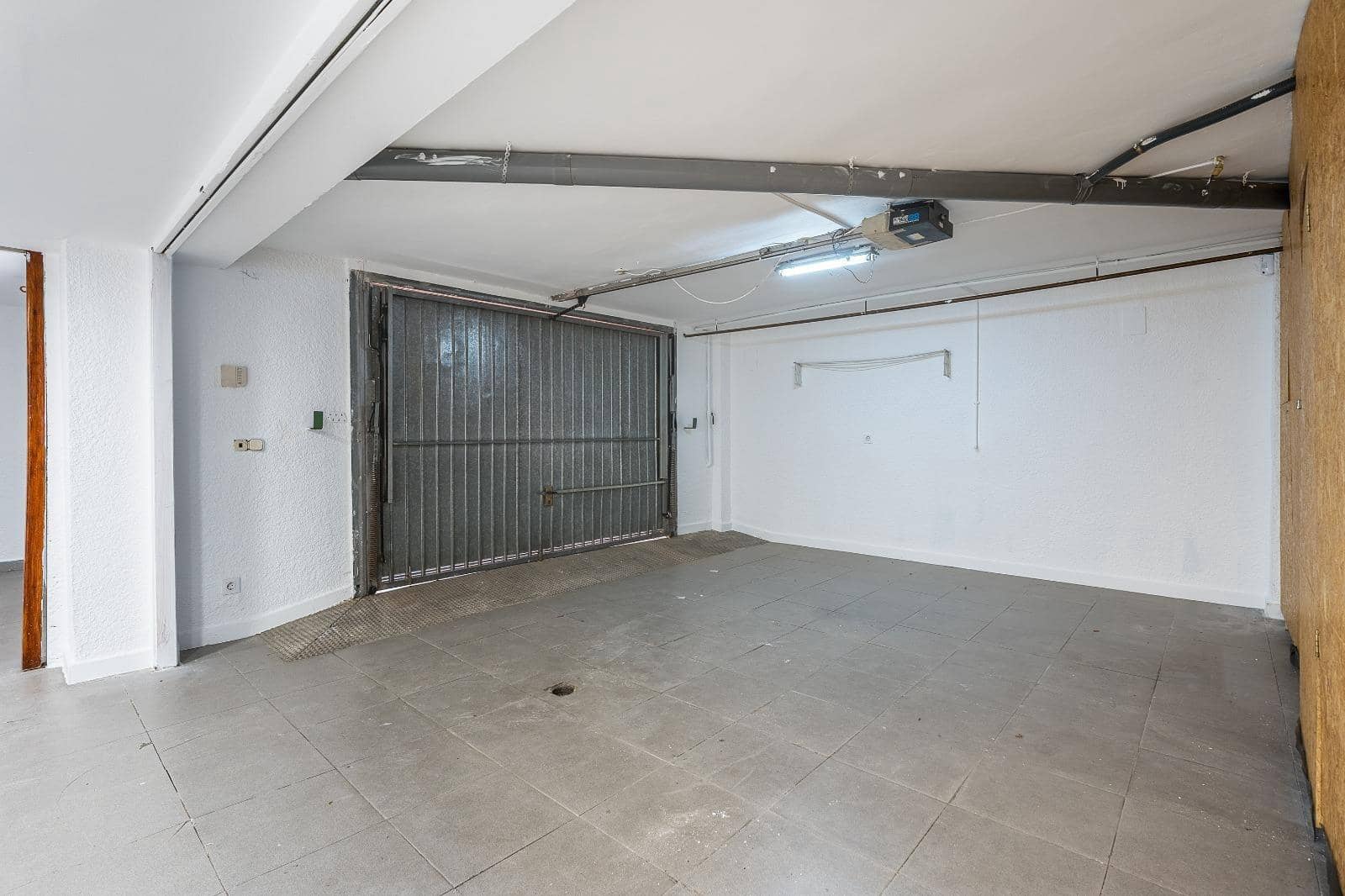 6 slaapkamer Huis te koop in Granada stad met zwembad garage - € 550.000 (Ref: 10004149)