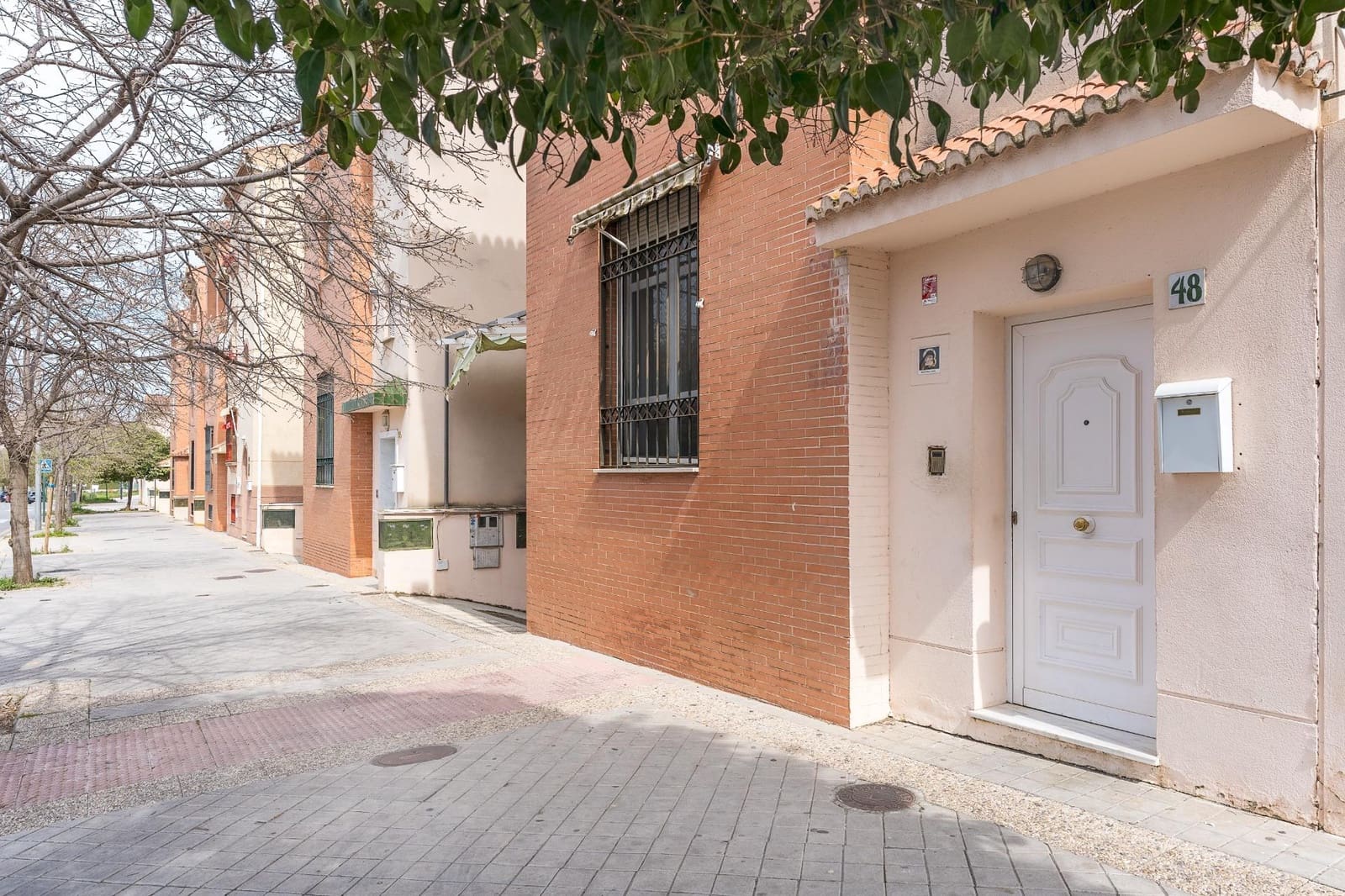 6 slaapkamer Huis te koop in Granada stad met zwembad garage - € 550.000 (Ref: 10004149)