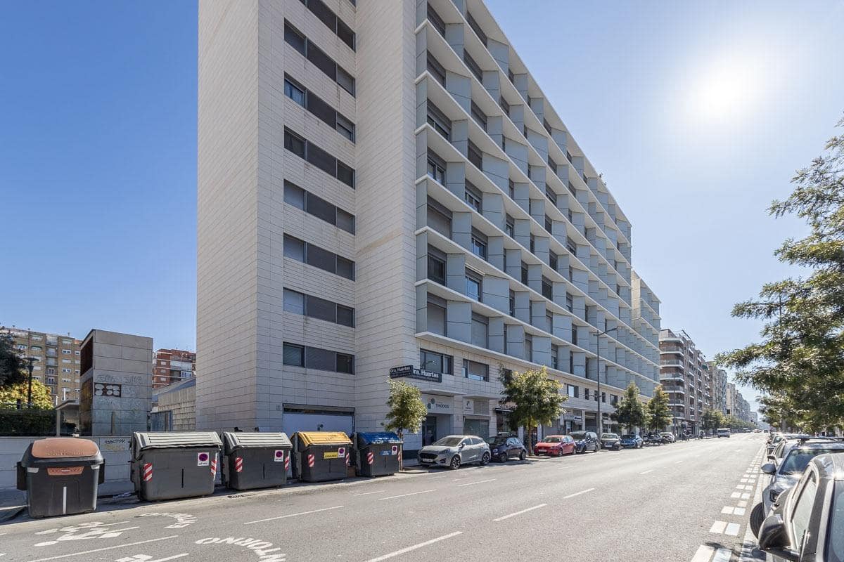 4 soveværelse Lejlighed til salg i Granada by med garage - € 635.000 (Ref: 10009287)