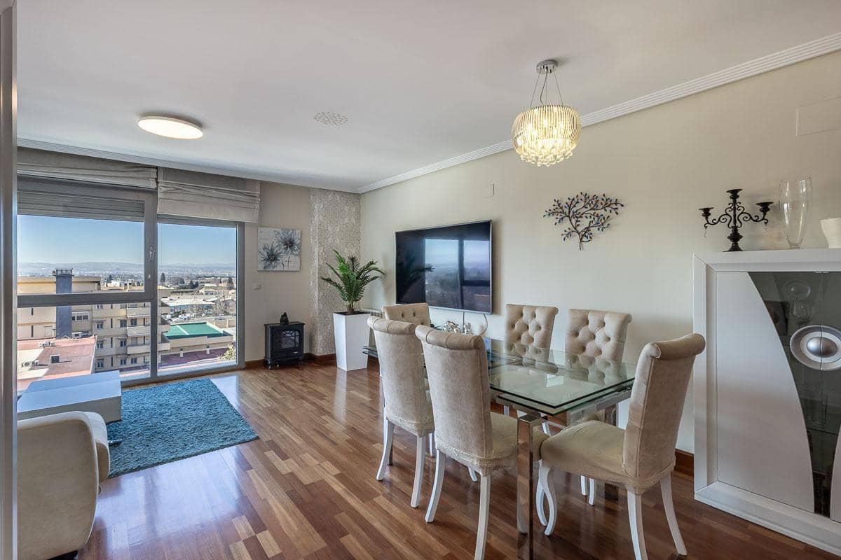 4 soveværelse Lejlighed til salg i Granada by med garage - € 635.000 (Ref: 10009287)