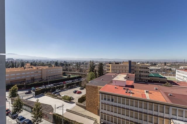 4 camera da letto Appartamento in vendita in Granada città con garage - 635.000 € (Rif: 10009287)