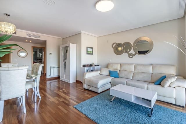 4 camera da letto Appartamento in vendita in Granada città con garage - 635.000 € (Rif: 10009287)