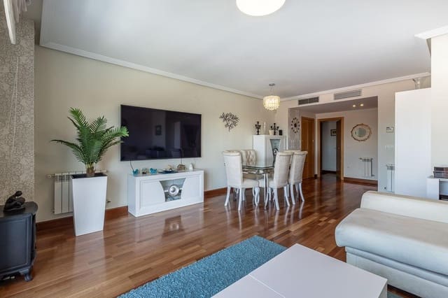4 camera da letto Appartamento in vendita in Granada città con garage - 635.000 € (Rif: 10009287)