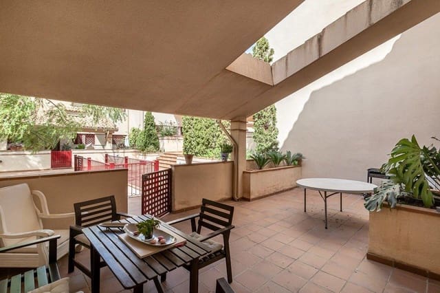 3 soveværelse Byhus til salg i Gójar med swimmingpool garage - € 398.000 (Ref: 10011655)