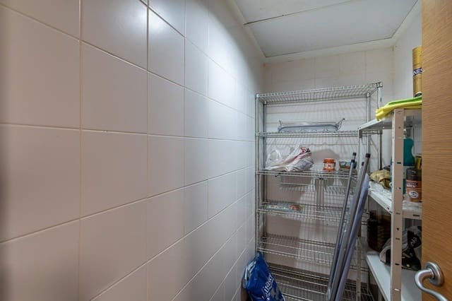 3 soveværelse Byhus til salg i Gójar med swimmingpool garage - € 398.000 (Ref: 10011655)