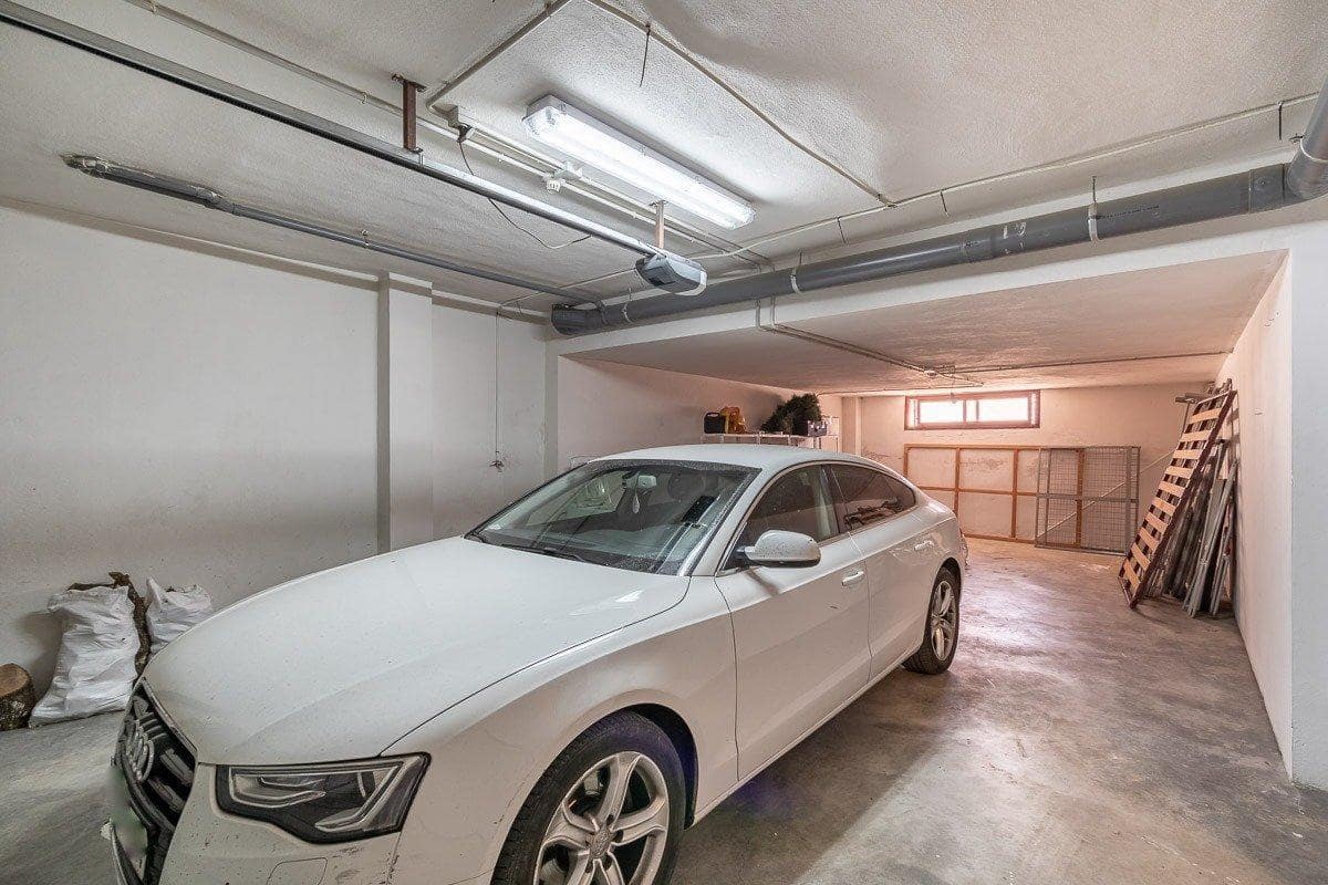3 soveværelse Byhus til salg i Gojar med swimmingpool garage - € 398.000 (Ref: 10011655)