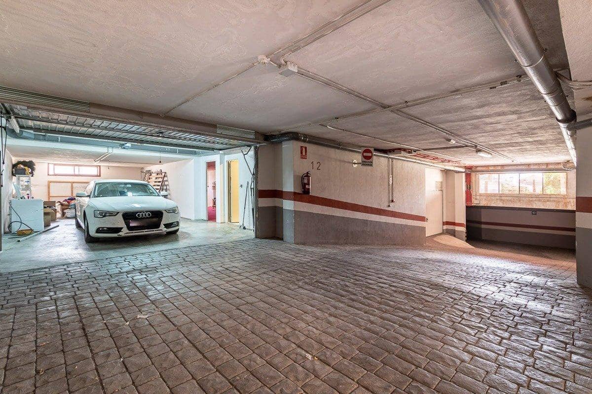 3 soveværelse Byhus til salg i Gojar med swimmingpool garage - € 398.000 (Ref: 10011655)