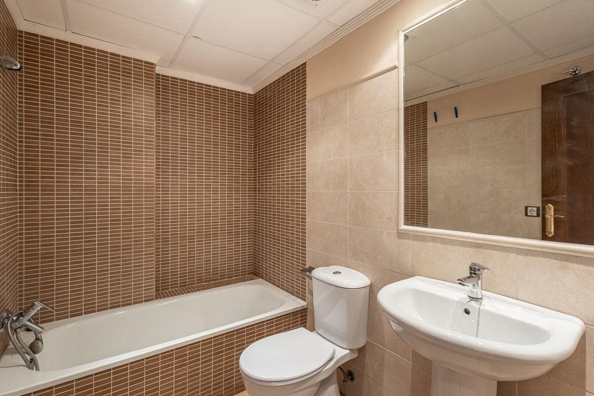 2 quarto Apartamento para venda em La Zubia - 159 000 € (Ref: 10013332)