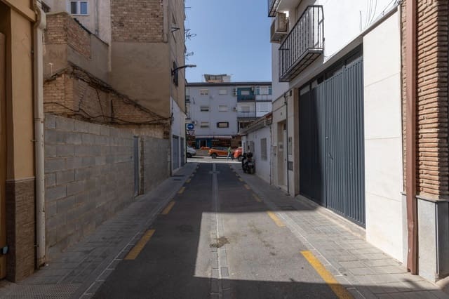 Terreno para Construção para venda em Zaidin, Granada cidade - 55 000 € (Ref: 10015797)
