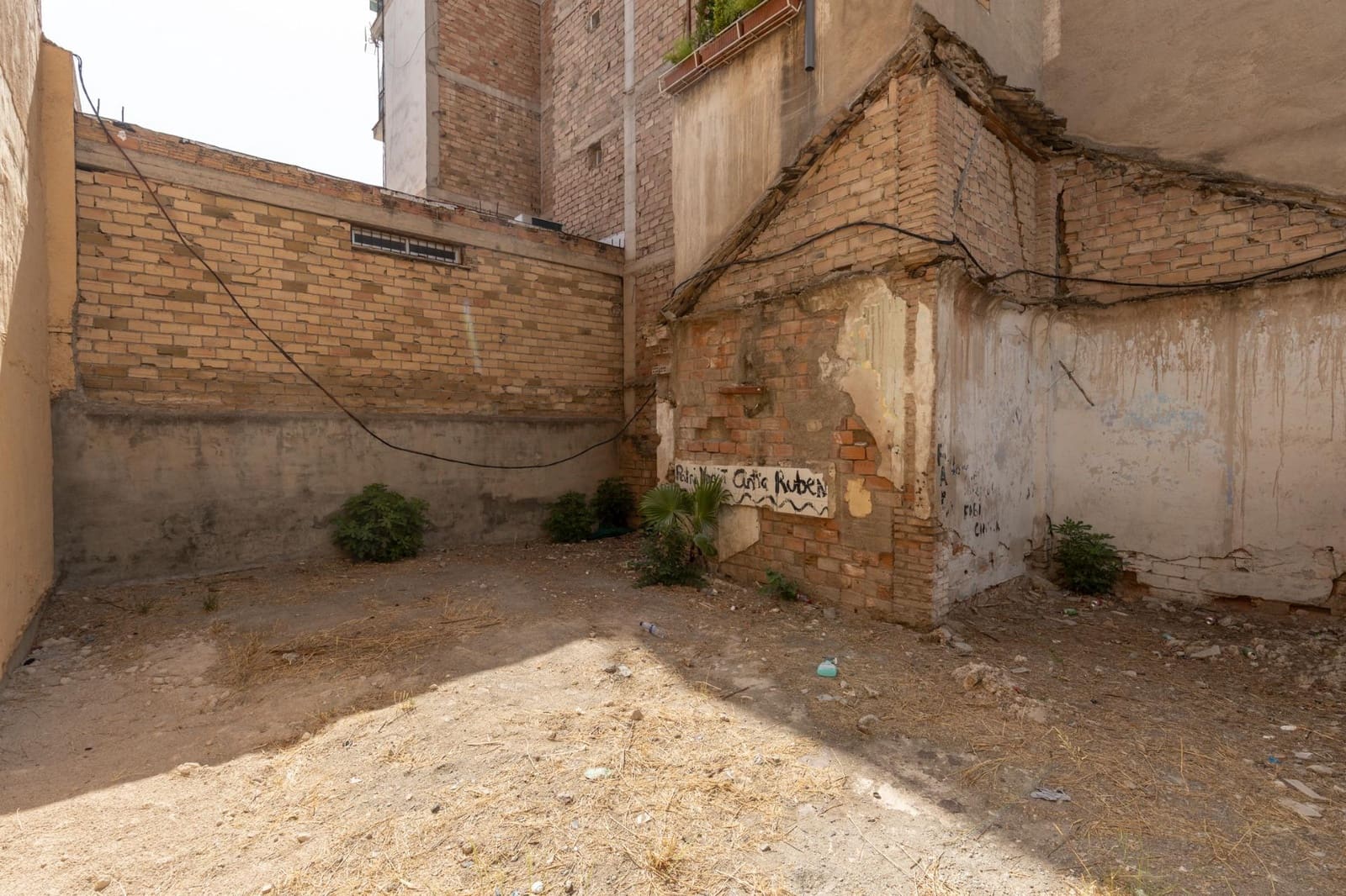 Terreno para Construção para venda em Granada cidade - 55 000 € (Ref: 10015797)