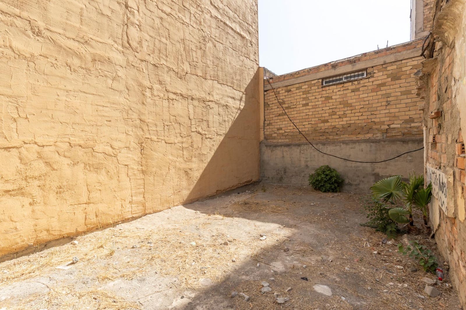 Terreno para Construção para venda em Granada cidade - 55 000 € (Ref: 10015797)