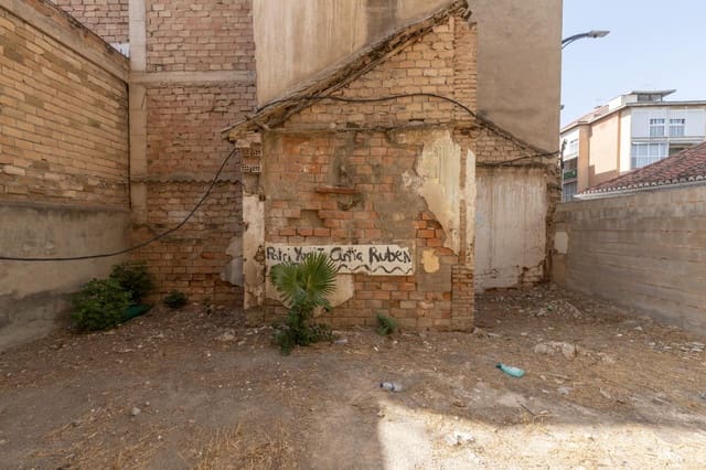 Terreno para Construção para venda em Zaidin, Granada cidade - 55 000 € (Ref: 10015797)