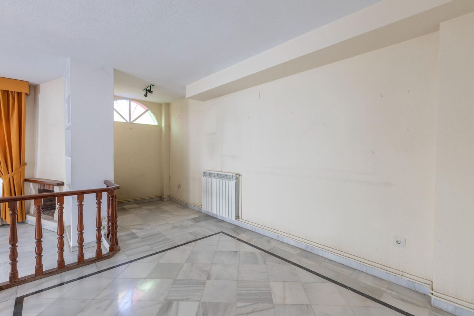 5 Zimmer Doppelhaus zu verkaufen in Granada Stadt mit Pool Garage - 450.000 € (Ref: 10021128)