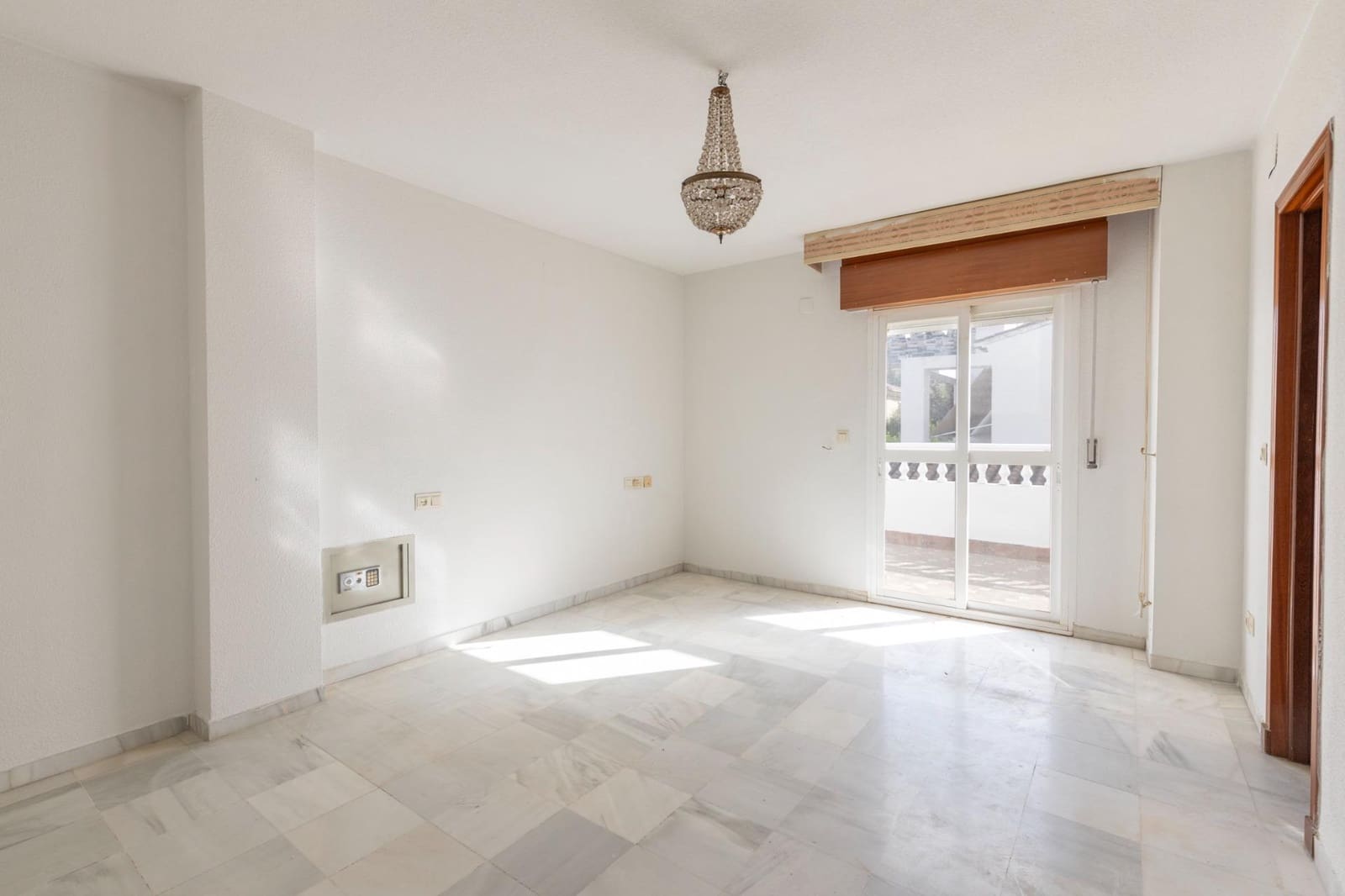5 Zimmer Doppelhaus zu verkaufen in Granada Stadt mit Pool Garage - 450.000 € (Ref: 10021128)
