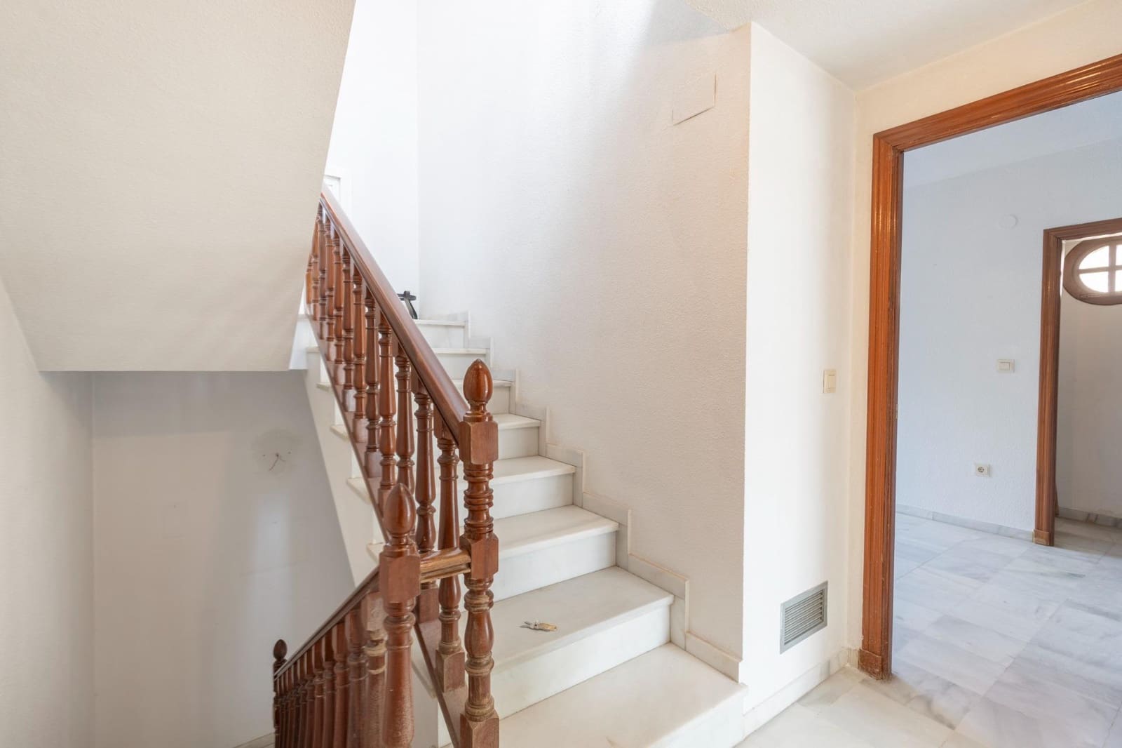 5 Zimmer Doppelhaus zu verkaufen in Granada Stadt mit Pool Garage - 450.000 € (Ref: 10021128)