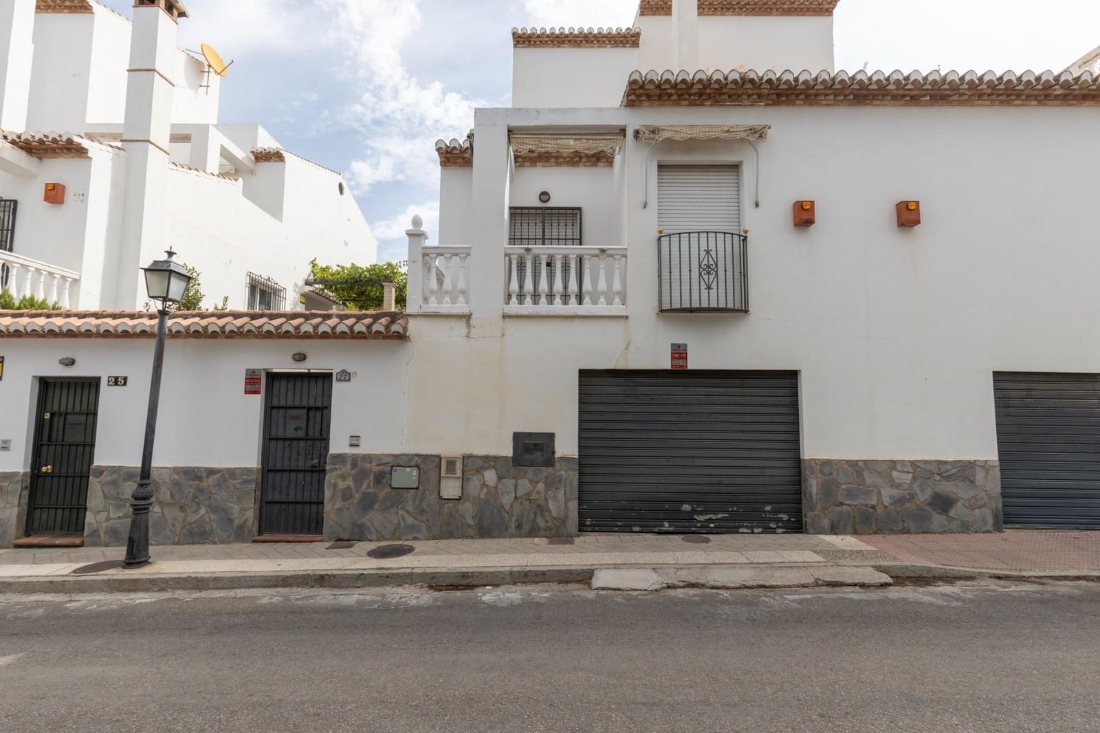 5 Zimmer Doppelhaus zu verkaufen in Granada Stadt mit Pool Garage - 450.000 € (Ref: 10021128)