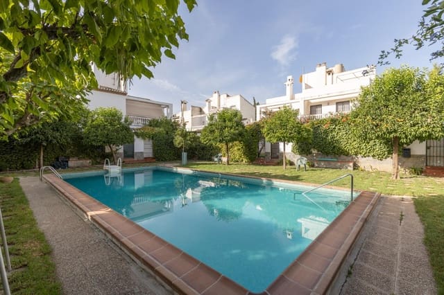 5 Zimmer Doppelhaus zu verkaufen in Granada Stadt mit Pool Garage - 450.000 € (Ref: 10021128)